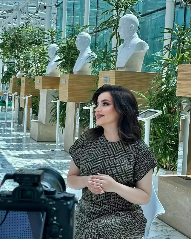 Muğam ifaçısından hamiləlik fotoları