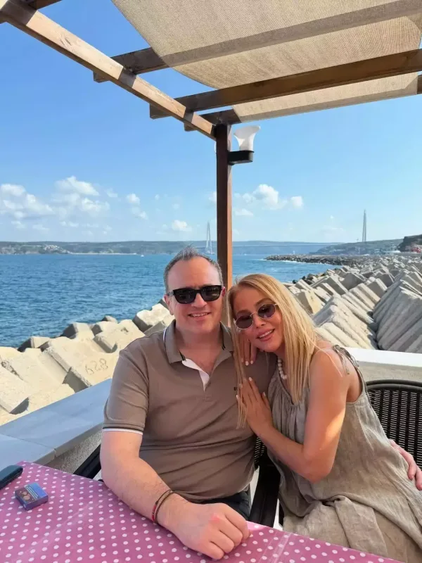 İradədən həyat yoldaşı ilə paylaşım