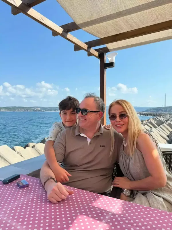 İradədən həyat yoldaşı ilə paylaşım