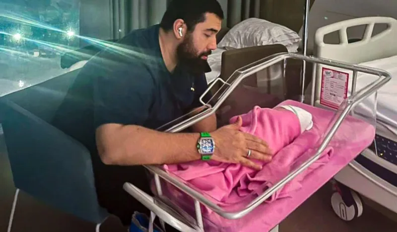 Qızının vəziyyəti kritikdir...