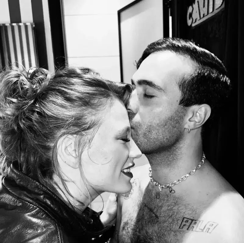 Viza ala bilmədiyi üçün Serenayla gedə bilmədi