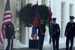 Ağ Ev tarixi görüşə belə hazırlaşır - Video