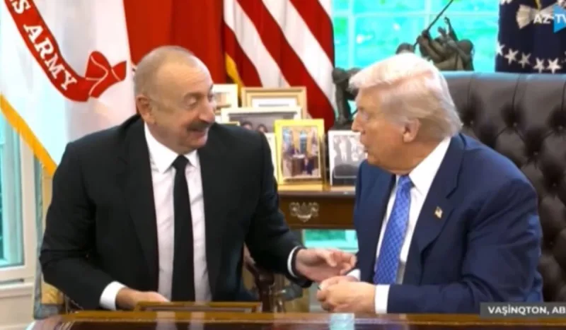 Trampdan İlham Əliyevə hədiyyə