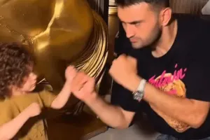 Balaca fenomenimiz CZN Burakla