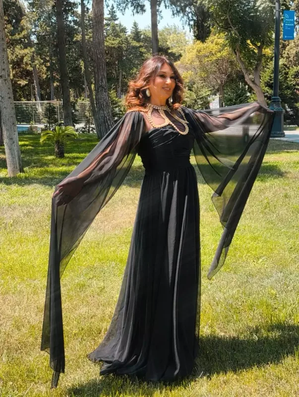 “Biri var idi, biri yox idi”