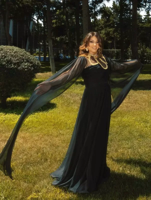 “Biri var idi, biri yox idi”