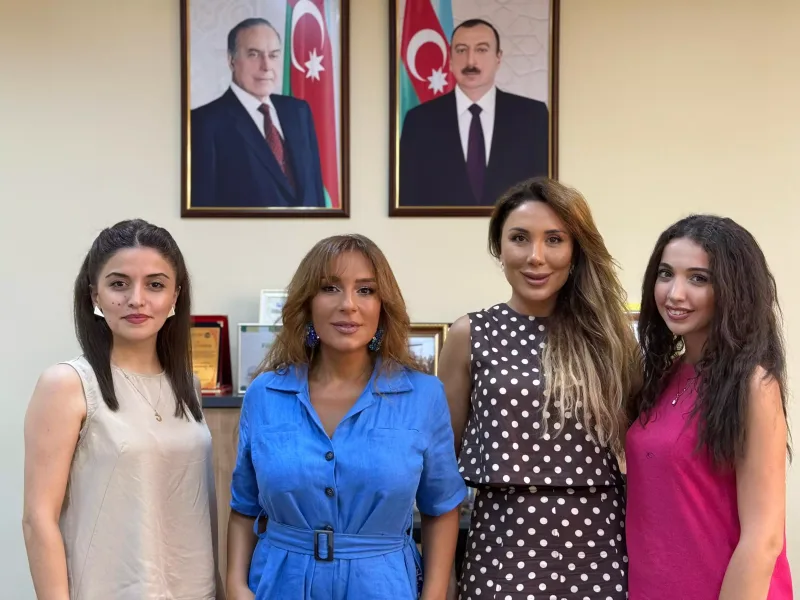 Tünzalə Ağayeva gənclərlə görüşdü