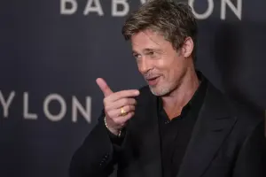 Bred Pittin evini qarət edənlər saxlanıldı