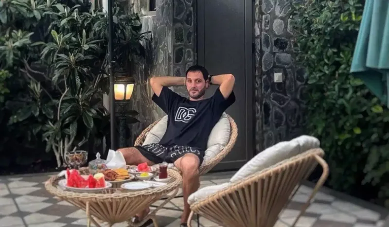 Rəsul Şəkidəki evini göstərdi