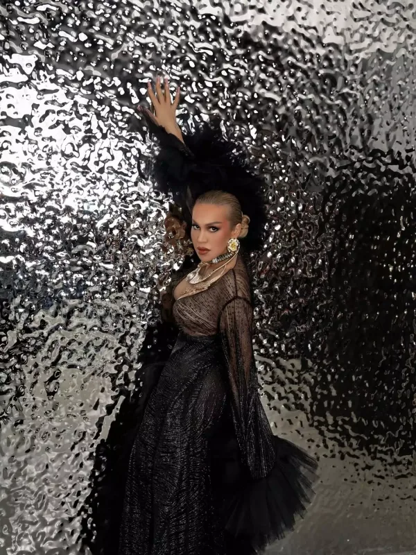 Rəqsanə həbs edildi