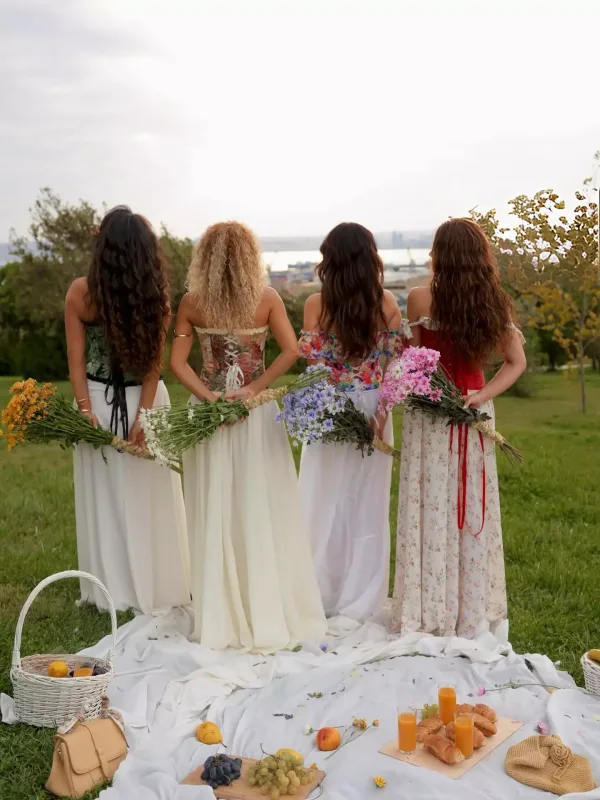 Aktrisalardan birgə fotosessiya