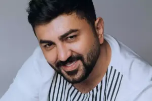 “Sən ərəbin ulu babasına yas saxlayanda, o da gəlib belə edəcək”