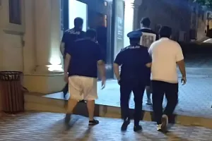 Şəhidlər xiyabanında qeyri-etik videolar çəkən əcnəbilərə cinayət işi başlanıldı - Yenilənib