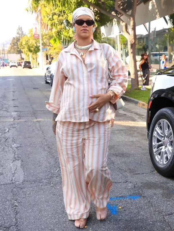 RiRinin hamiləlik tərzi