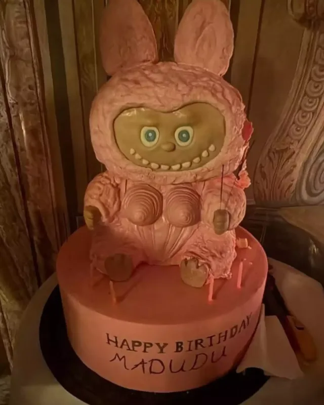 “Ad günün mübarək, Madudu”