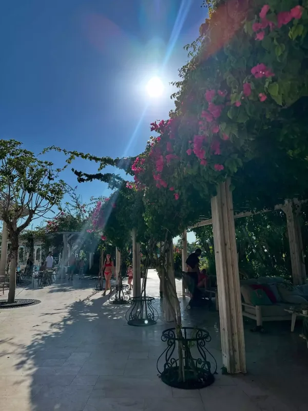 Azad ailəsi ilə istirahətə getdi