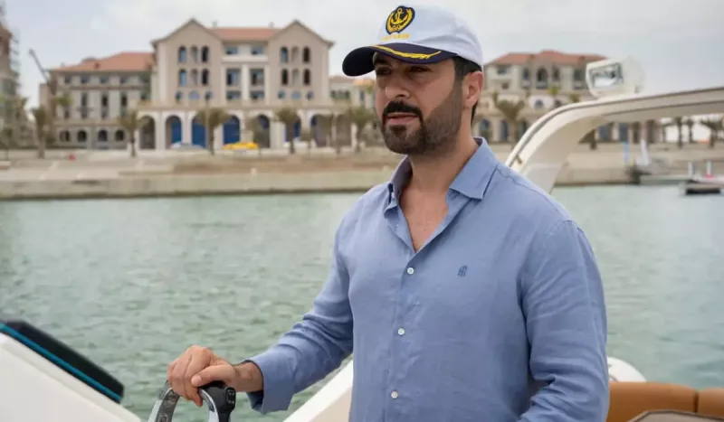 Sahilə çıxdı matros...