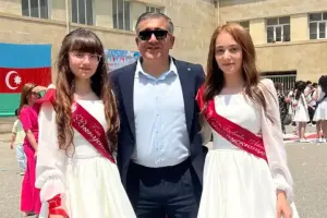 İki qızı da Universitetə qəbul olundu