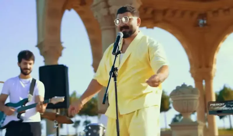 Ülvidən “Məst elədi”!