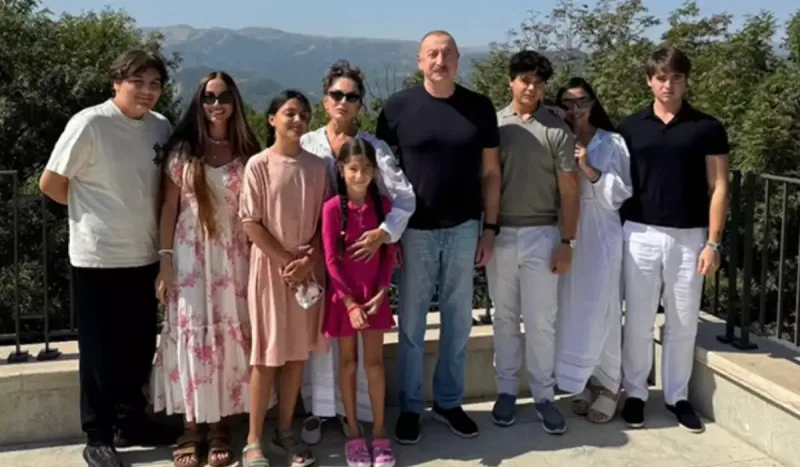 Prezident ailəsinin yeni - Fotosu