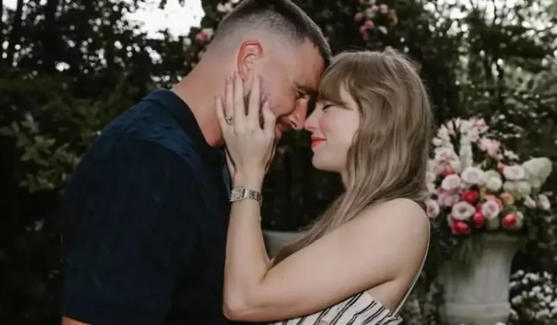 Teylor Svift nişanlandı