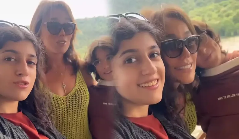 Lalə Məmmədova qızları ilə