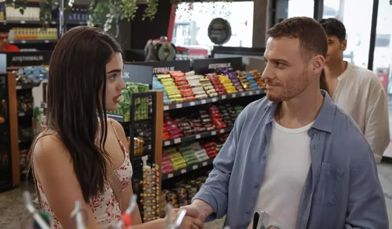 Yaş fərqləri tənqid olunur!