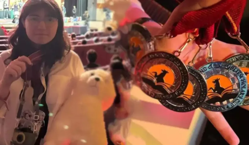 Aygün Bəylərin qızı Malayziyada medal qazandı