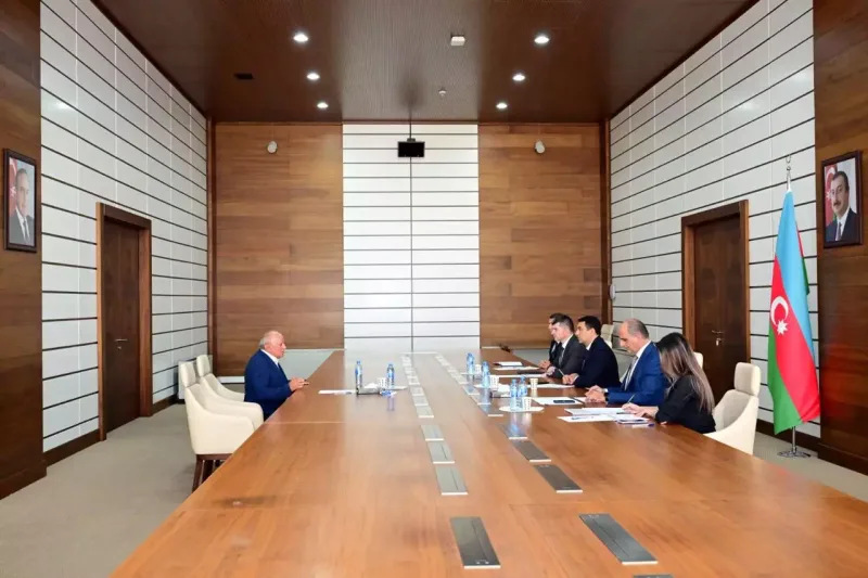 Mədəniyyət naziri Şəmkirdə dörd rayondan sakinlərin müraciətlərini dinləyib