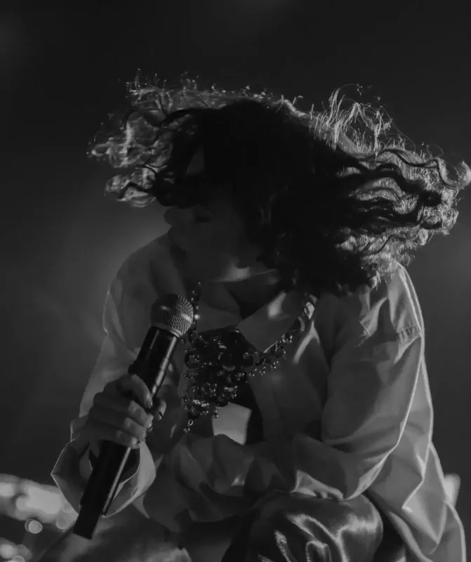 İnna Bakıda konsert verdi