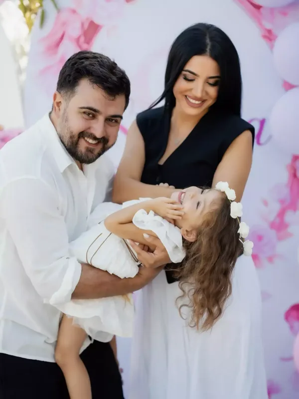 Cavid qızının 3 yaşını qeyd etdi