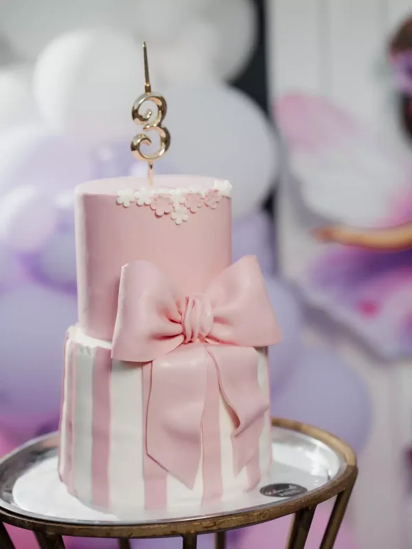 Cavid qızının 3 yaşını qeyd etdi