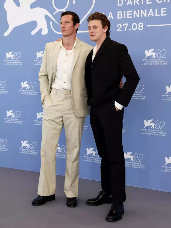 Tərzləri ilə diqqət mərkəzində