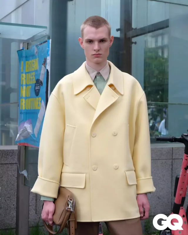 “GQ” dərgisindən fərqli buraxılış