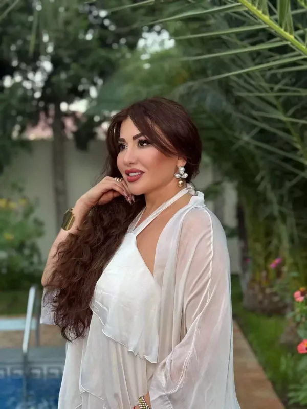 “Hər qadın içində ulduz daşıyır”