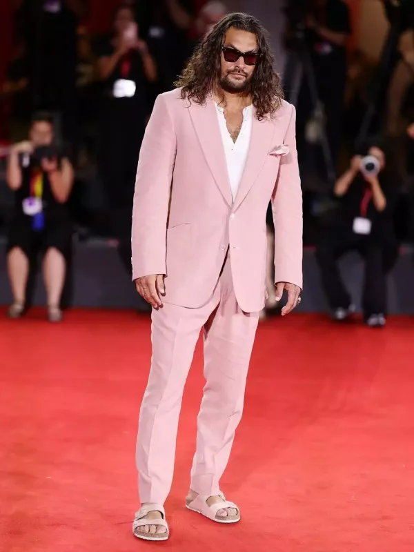 Başdan ayağa qədər çəhrayıya büründü!