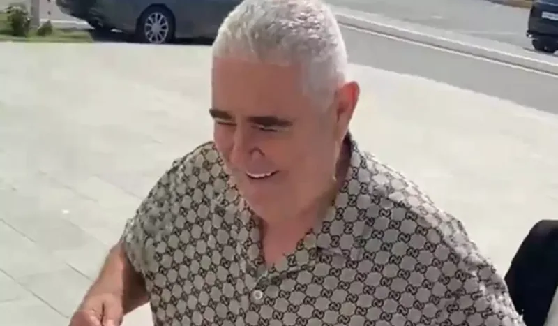 “Şərurlu İsfəndiyar” həmişə geyindiyi köynəyin - Qiymətini açıqladı