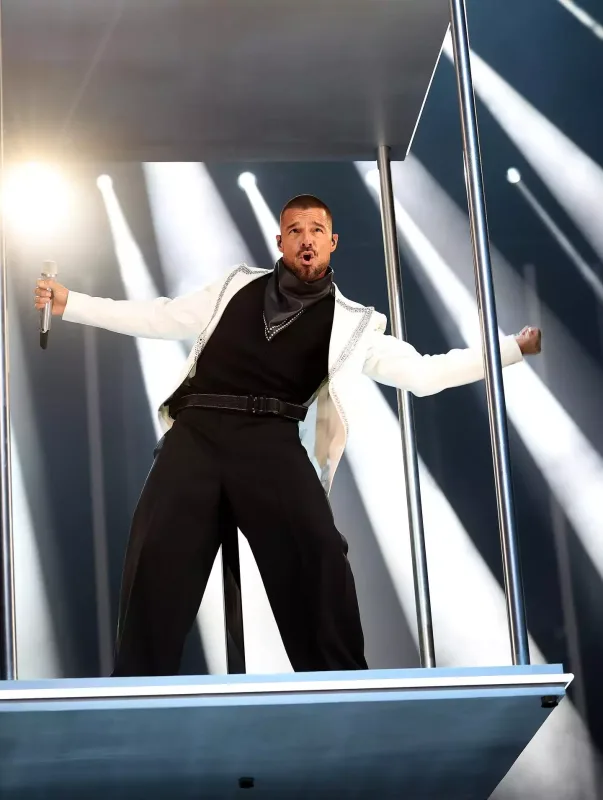 Riki Martin “Latin Icon” ödülünü aldı!