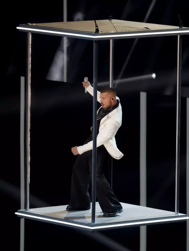 Riki Martin “Latin Icon” ödülünü aldı!