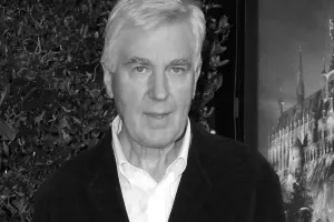 “Herri Potter”in rəssamı vəfat etdi