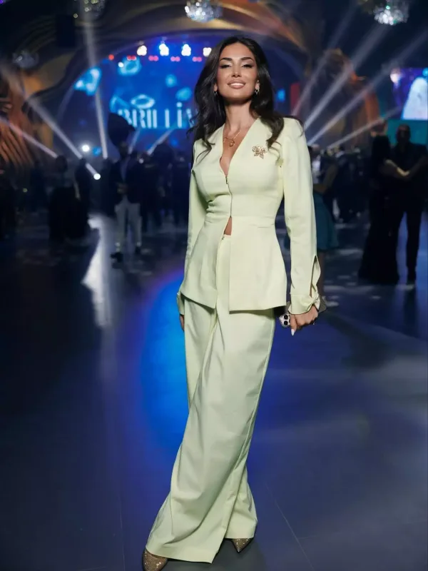 Pərvinin trend tərzi