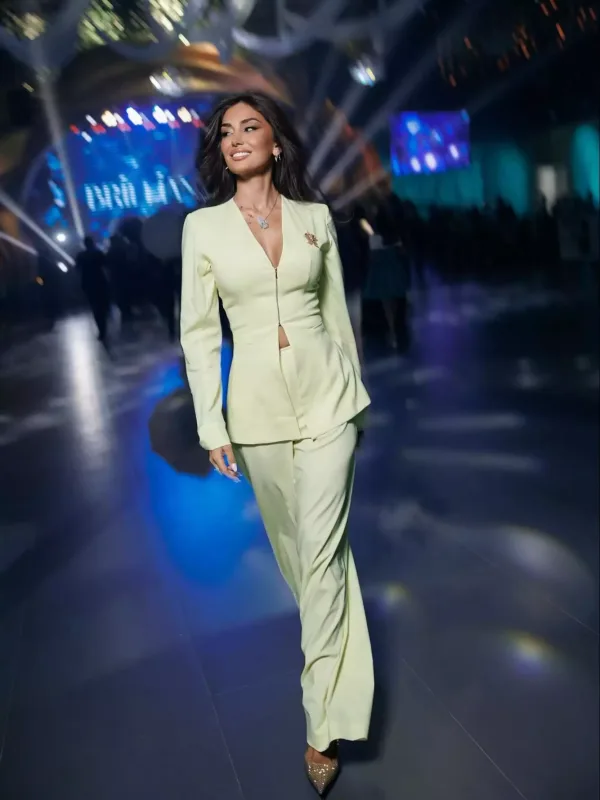 Pərvinin trend tərzi