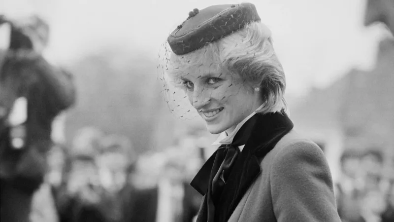 Kral ailəsi şahzadə Dianaya ölümündən sonra necə xəyanət etdi