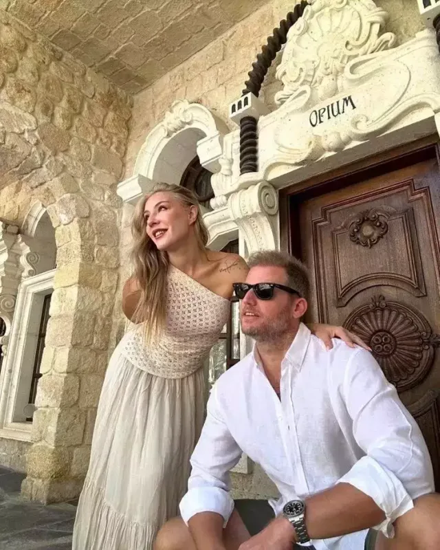 Ana bətnində itirdiyi körpəsindən danışdı