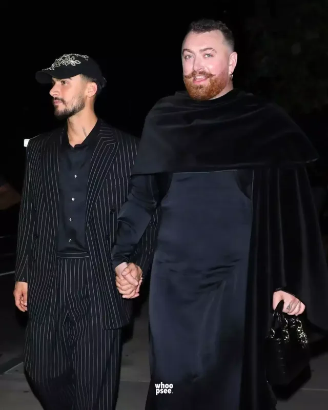 Sem Smit sevgilisi ilə görüntüləndi