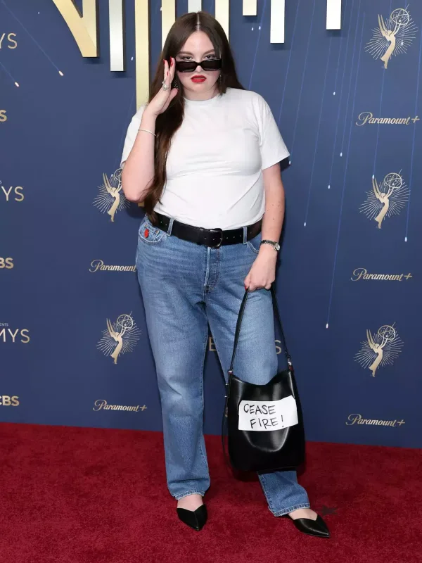 “Emmy” qırmızı xalısında ulduzlar