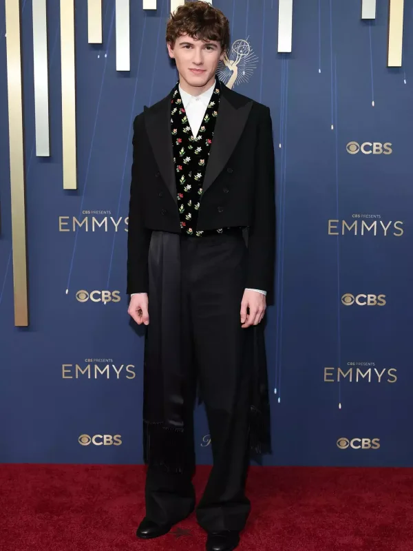 “Emmy” qırmızı xalısında ulduzlar