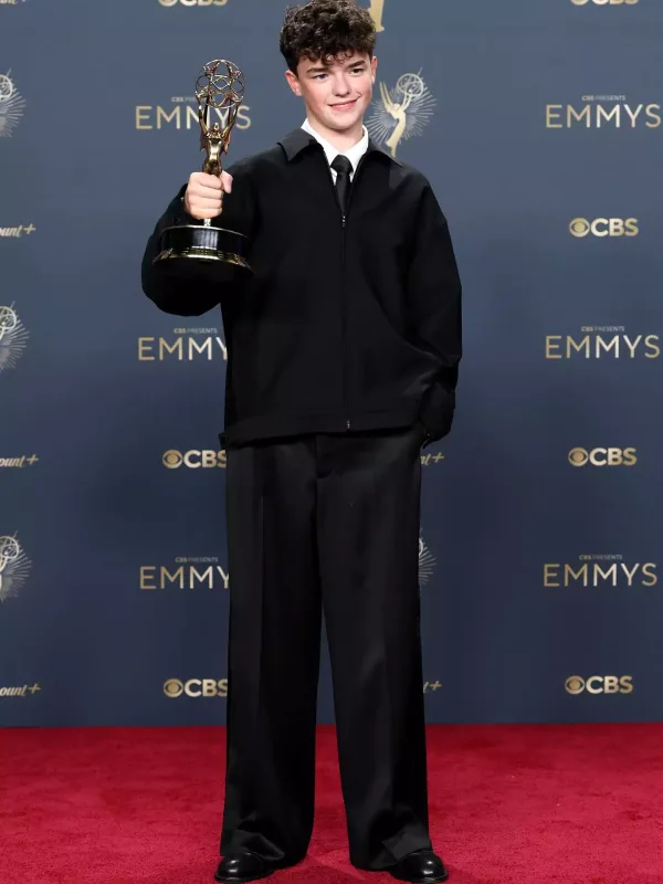 15 yaşında “Emmi” qazandı, rekord qırdı