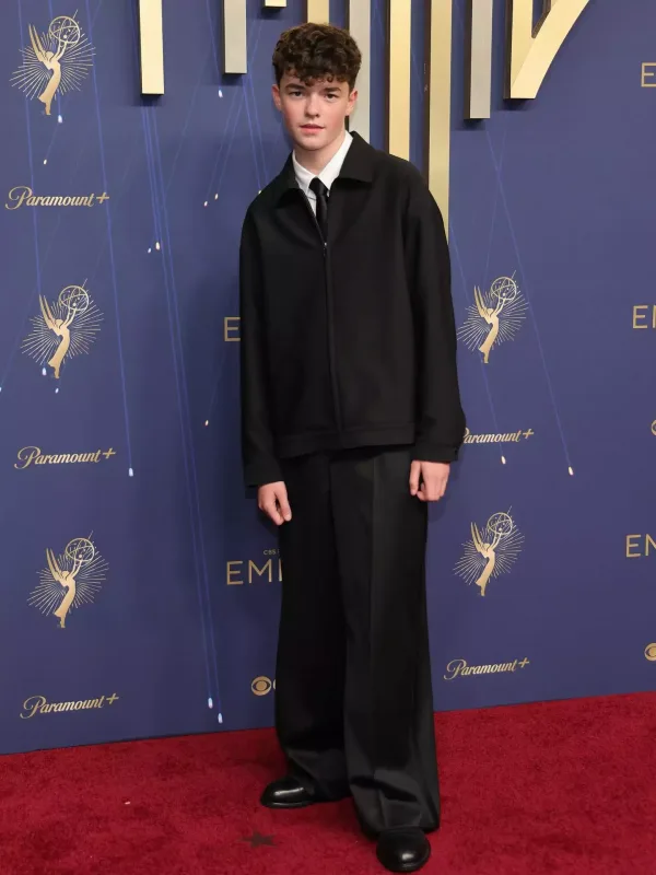 15 yaşında “Emmi” qazandı, rekord qırdı