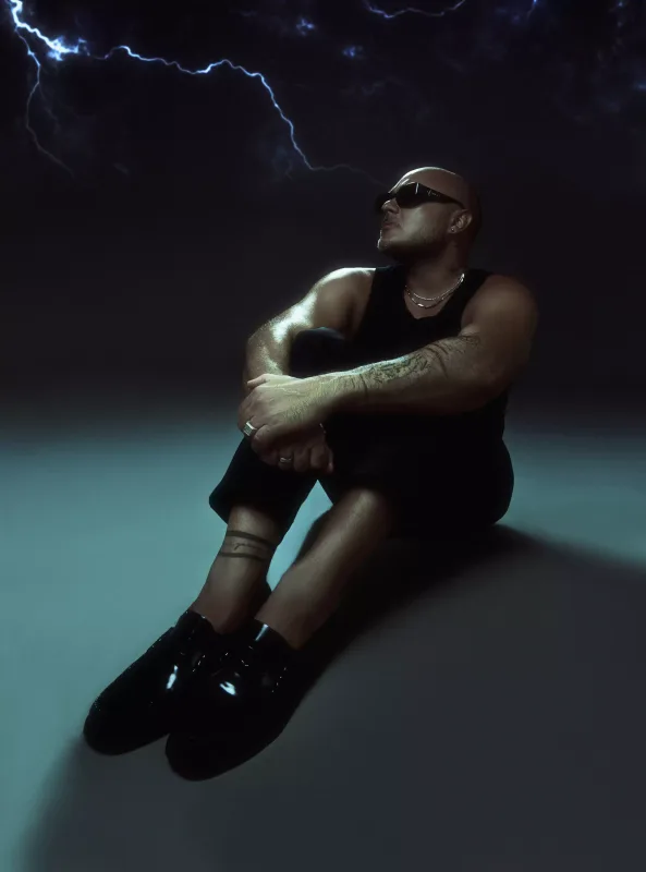 Miri Yusifdən fərqli obraz!